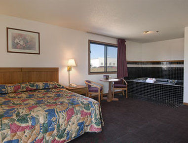 Super 8 By Wyndham Bourbonnais/Kankakee Area Room photo